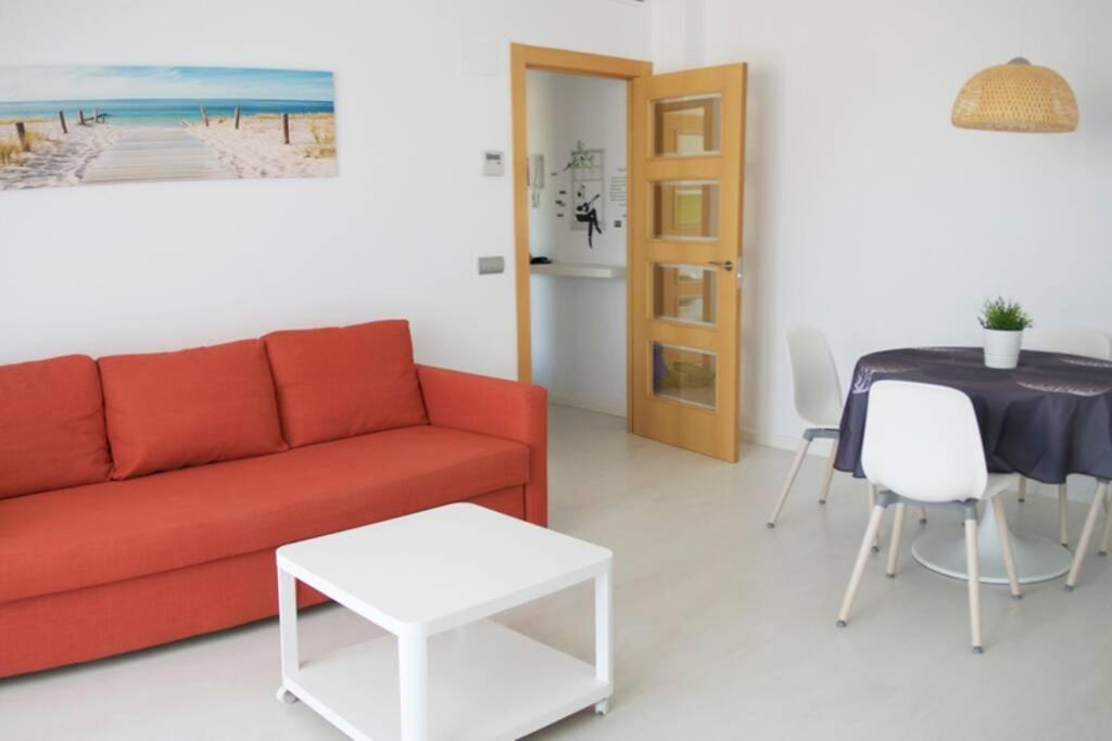 Apartamento Diseno A Cien Metros Del Mar. Torredembarra Exterior foto